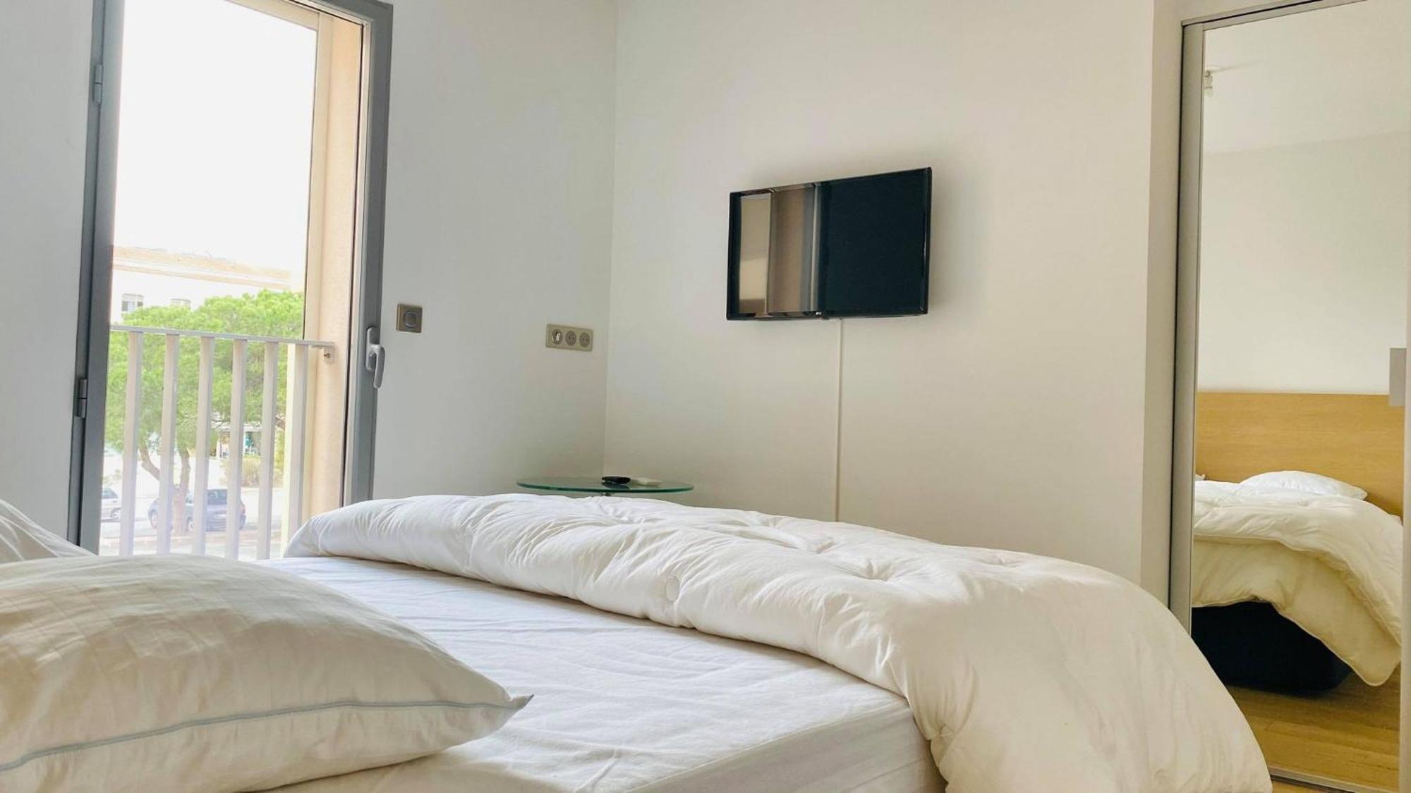 Appartement Les Carolines Calvi Exterior foto